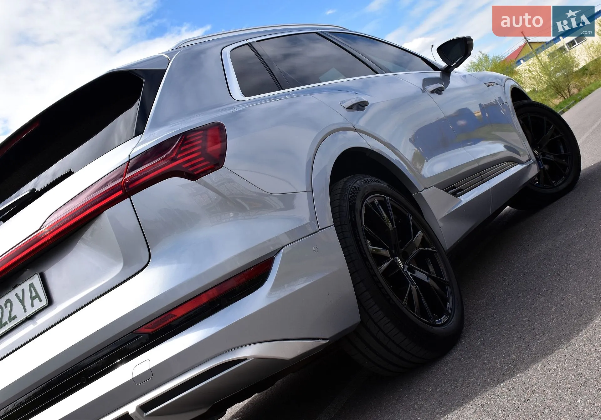 2020 Audi e-tron - мініатюра 32