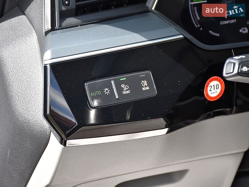 Внедорожник / Кроссовер Audi e-tron 2020 в Дрогобыче