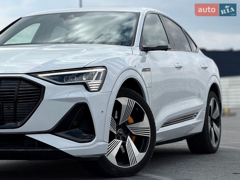 Внедорожник / Кроссовер Audi e-tron 2020 в Львове