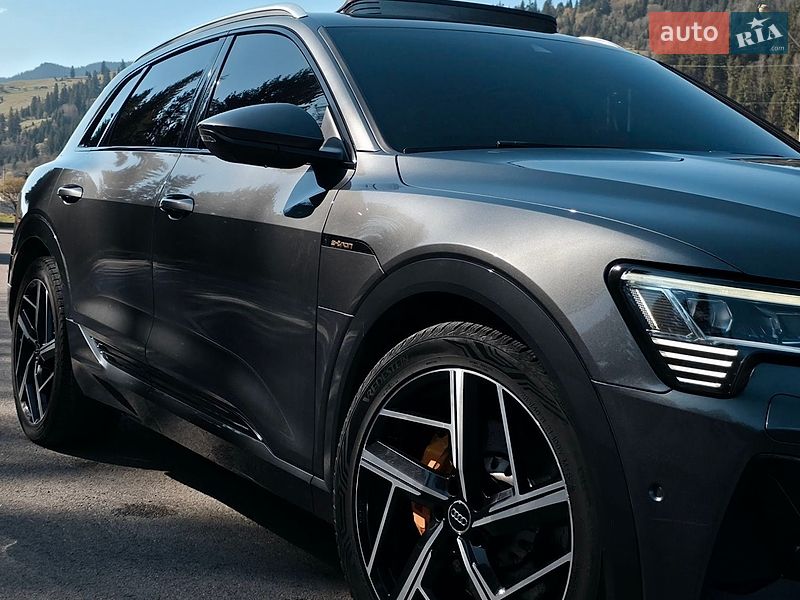 Внедорожник / Кроссовер Audi e-tron 2020 в Ивано-Франковске