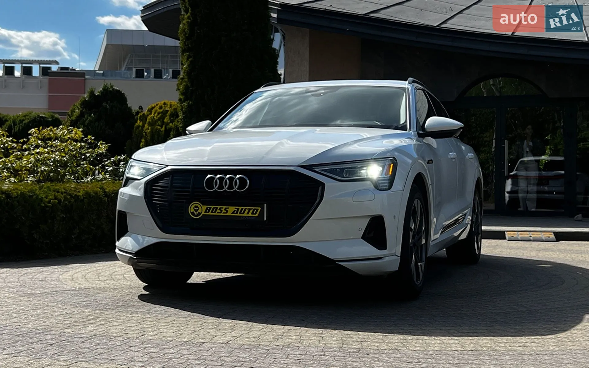 2021 Audi e-tron - мініатюра 3