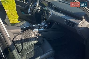 Внедорожник / Кроссовер Audi e-tron 2021 в Киеве