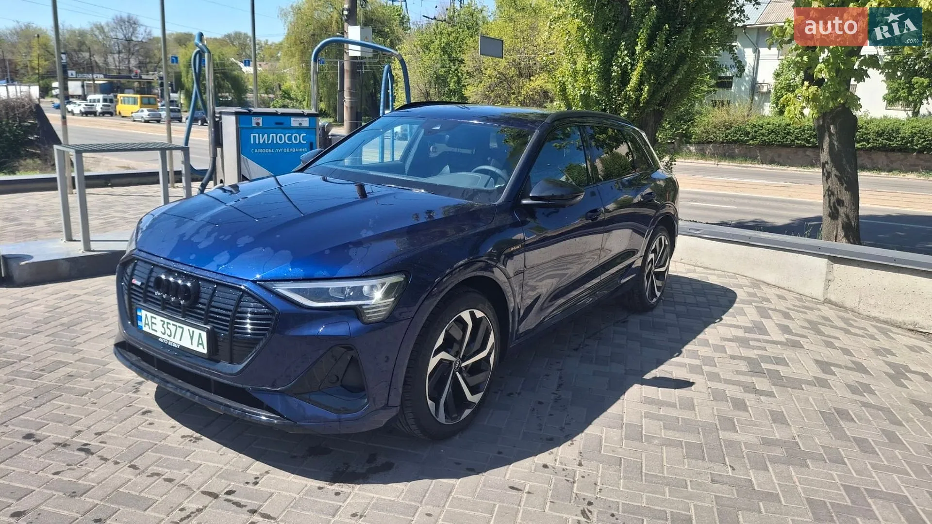 2021 Audi e-tron - мініатюра 10
