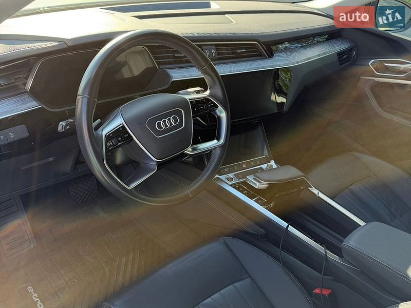 Внедорожник / Кроссовер Audi e-tron 2022 в Одессе