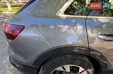 Позашляховик / Кросовер Audi e-tron 2020 в Вінниці