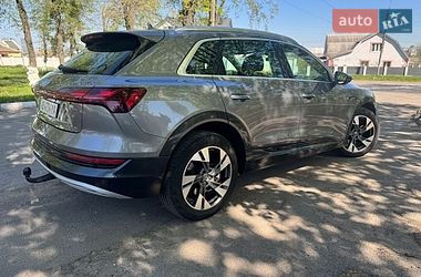 Позашляховик / Кросовер Audi e-tron 2020 в Вінниці