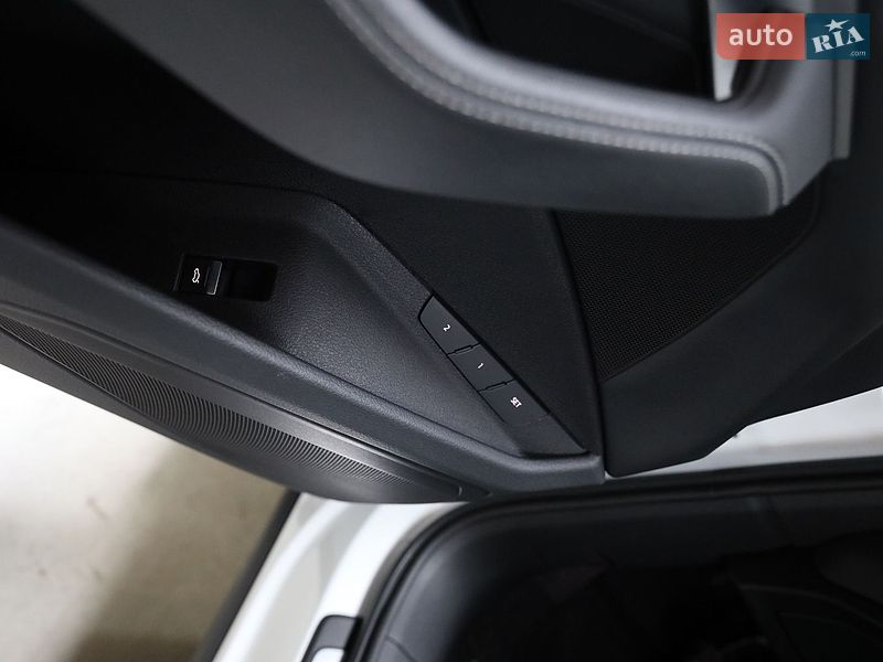 Внедорожник / Кроссовер Audi e-tron 2022 в Луцке