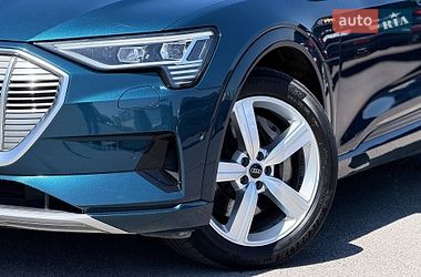 Внедорожник / Кроссовер Audi e-tron 2020 в Кривом Роге