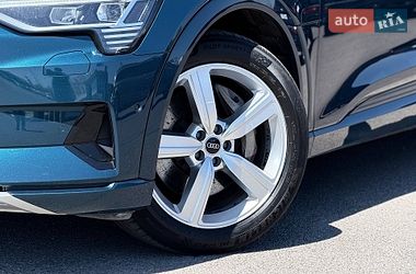Внедорожник / Кроссовер Audi e-tron 2020 в Кривом Роге