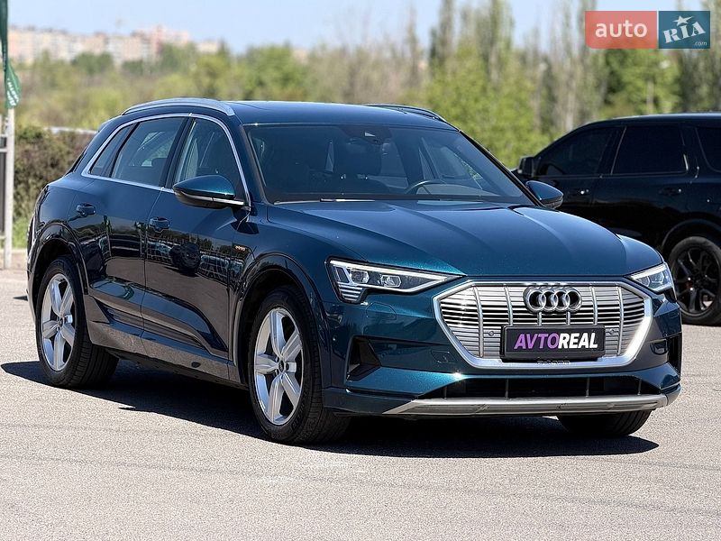 Внедорожник / Кроссовер Audi e-tron 2020 в Кривом Роге