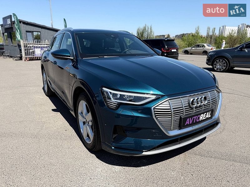 Внедорожник / Кроссовер Audi e-tron 2020 в Кривом Роге