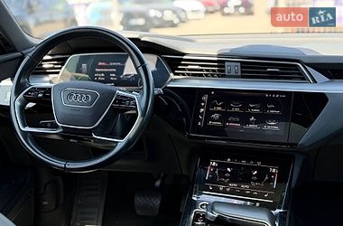 Внедорожник / Кроссовер Audi e-tron 2020 в Кривом Роге