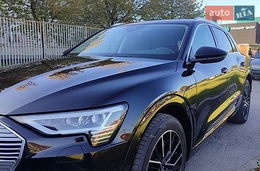 Внедорожник / Кроссовер Audi e-tron 2019 в Львове