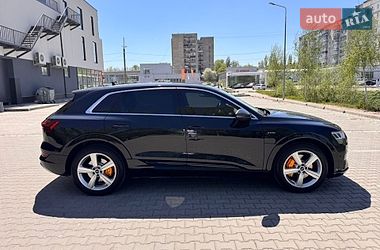 Внедорожник / Кроссовер Audi e-tron 2021 в Хмельницком