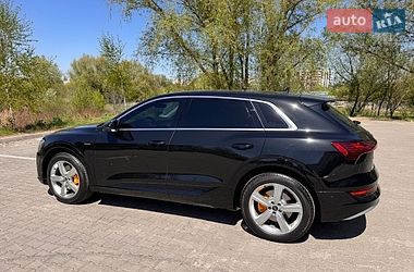 Внедорожник / Кроссовер Audi e-tron 2021 в Хмельницком