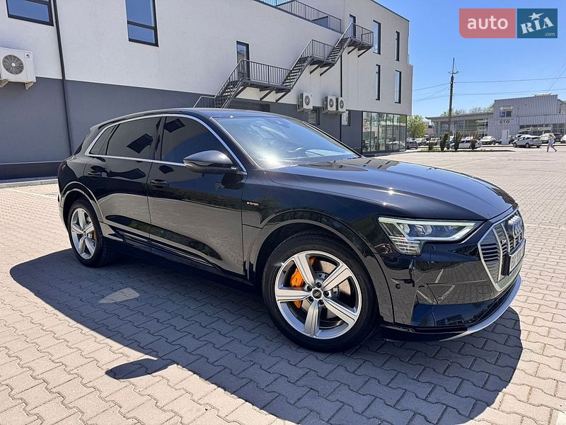 Внедорожник / Кроссовер Audi e-tron 2021 в Хмельницком