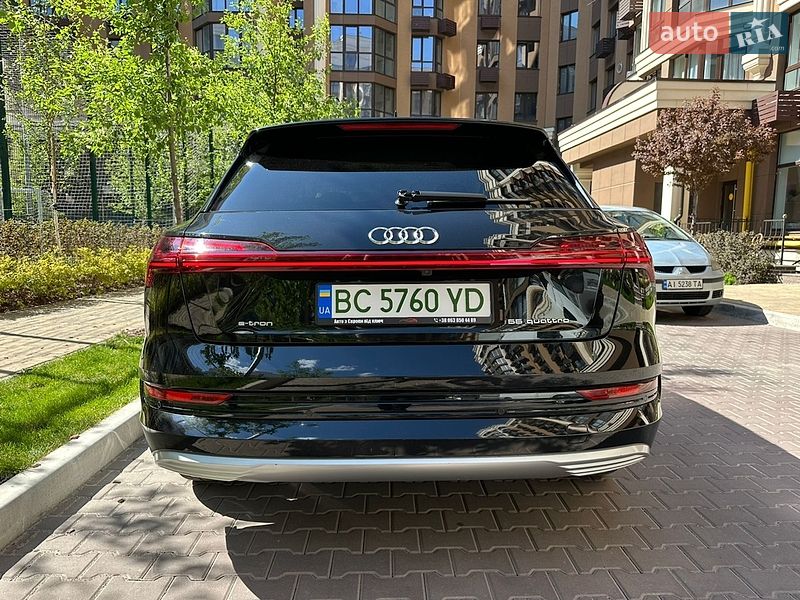 Внедорожник / Кроссовер Audi e-tron 2020 в Киеве