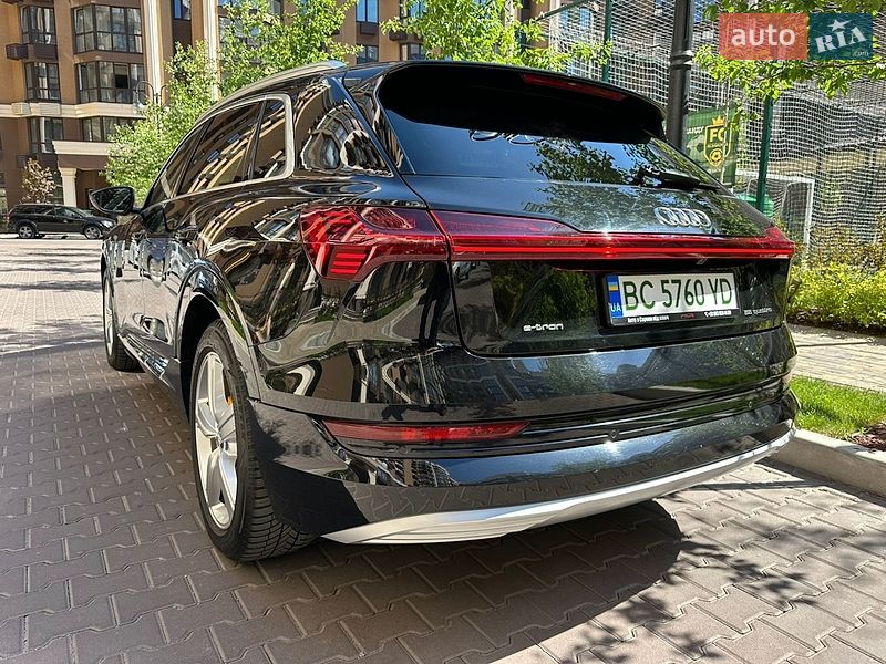 Внедорожник / Кроссовер Audi e-tron 2020 в Киеве