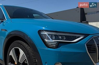 Внедорожник / Кроссовер Audi e-tron 2019 в Буче
