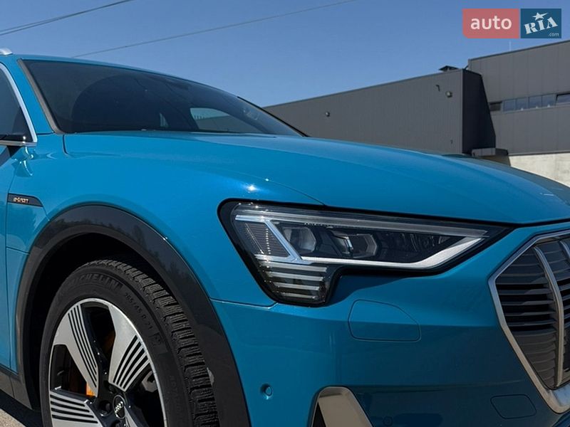 Внедорожник / Кроссовер Audi e-tron 2019 в Буче