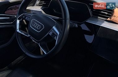 Внедорожник / Кроссовер Audi e-tron 2019 в Буче