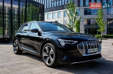 Внедорожник / Кроссовер Audi e-tron 2019 в Киеве