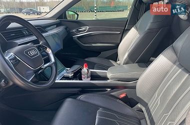 Внедорожник / Кроссовер Audi e-tron 2019 в Киеве