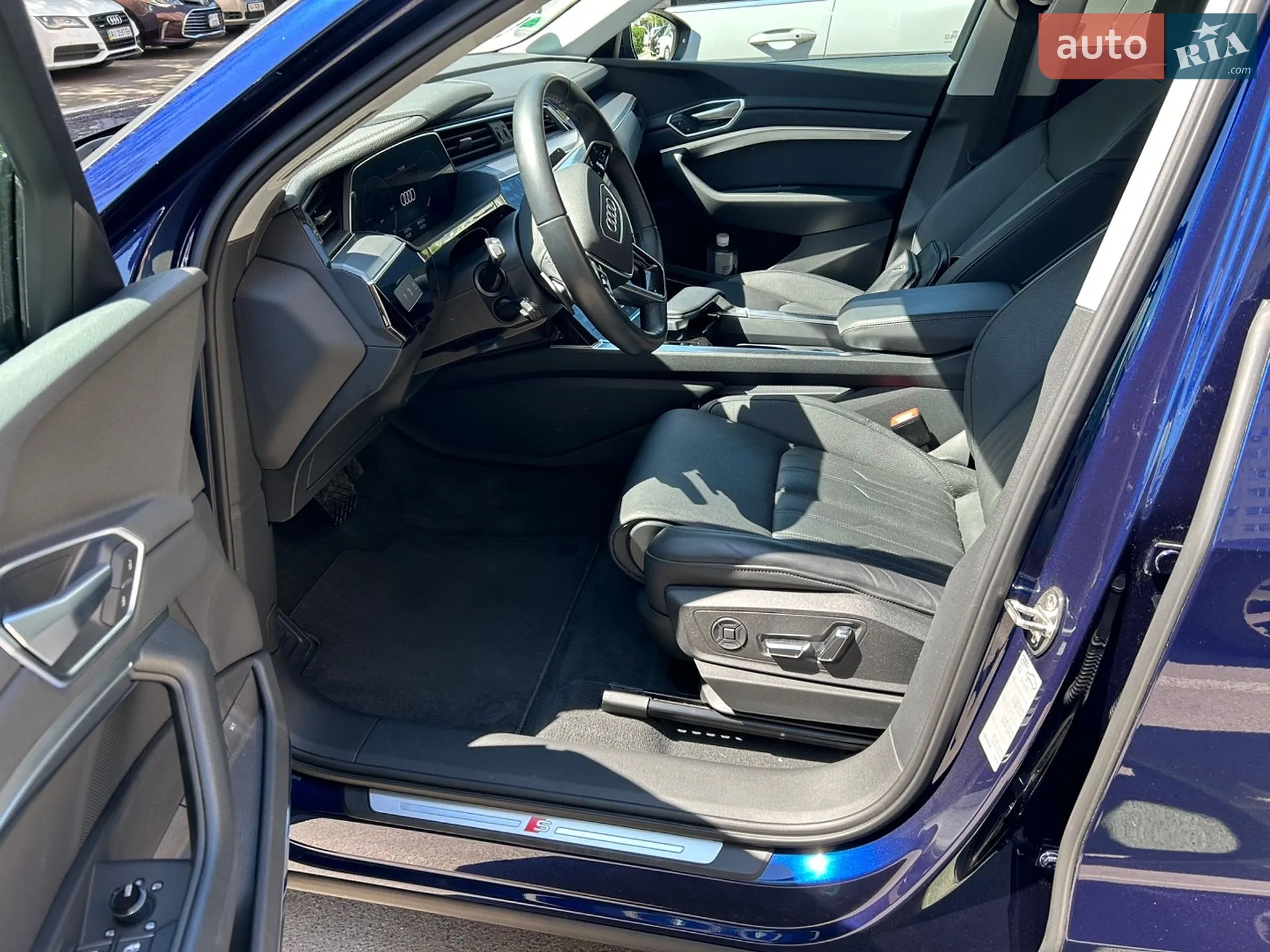 2022 Audi e-tron - мініатюра 32