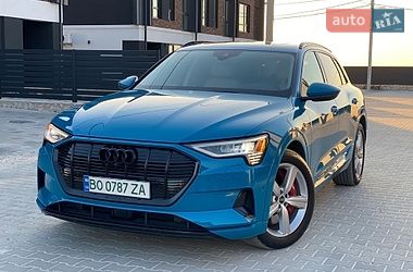 Внедорожник / Кроссовер Audi e-tron 2019 в Тернополе