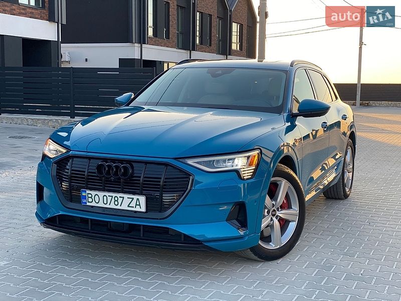 Внедорожник / Кроссовер Audi e-tron 2019 в Тернополе