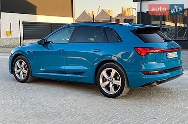 Внедорожник / Кроссовер Audi e-tron 2019 в Тернополе