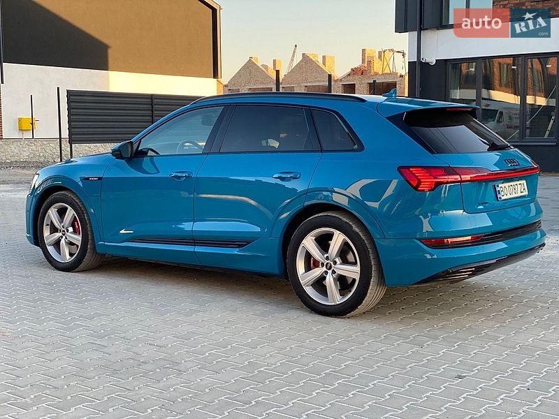 Внедорожник / Кроссовер Audi e-tron 2019 в Тернополе