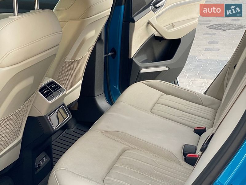 Внедорожник / Кроссовер Audi e-tron 2019 в Тернополе
