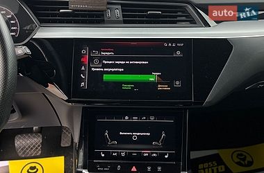 Внедорожник / Кроссовер Audi e-tron 2022 в Мукачево