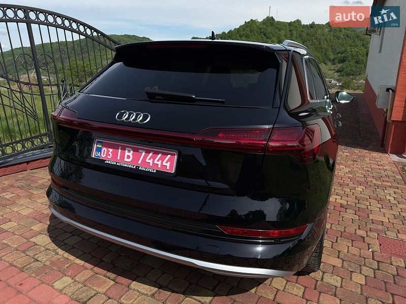 Внедорожник / Кроссовер Audi e-tron 2020 в Сваляве фото 22 Внедорожник / Кроссовер Audi e-tron 2020 в Сваляве