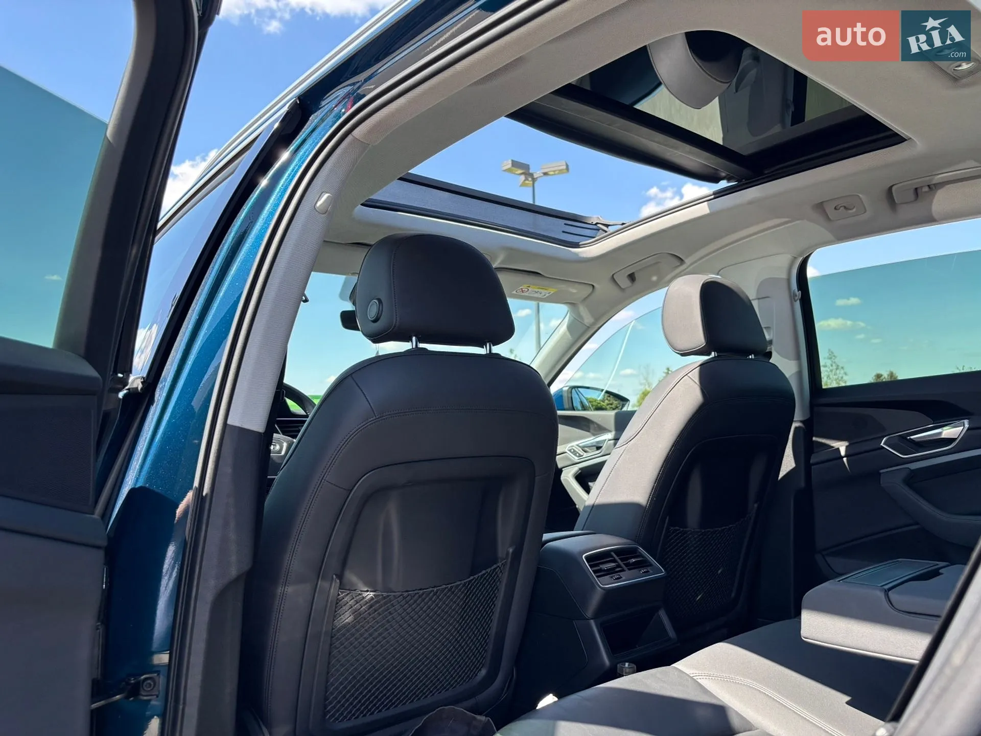 2019 Audi e-tron - мініатюра 4