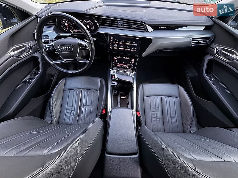 Внедорожник / Кроссовер Audi e-tron 2022 в Киеве
