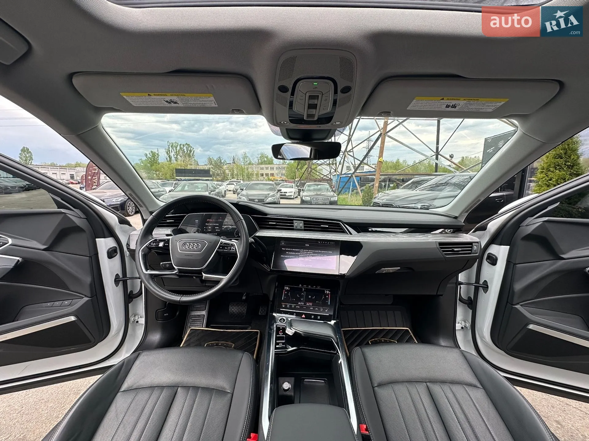 2021 Audi e-tron - мініатюра 22