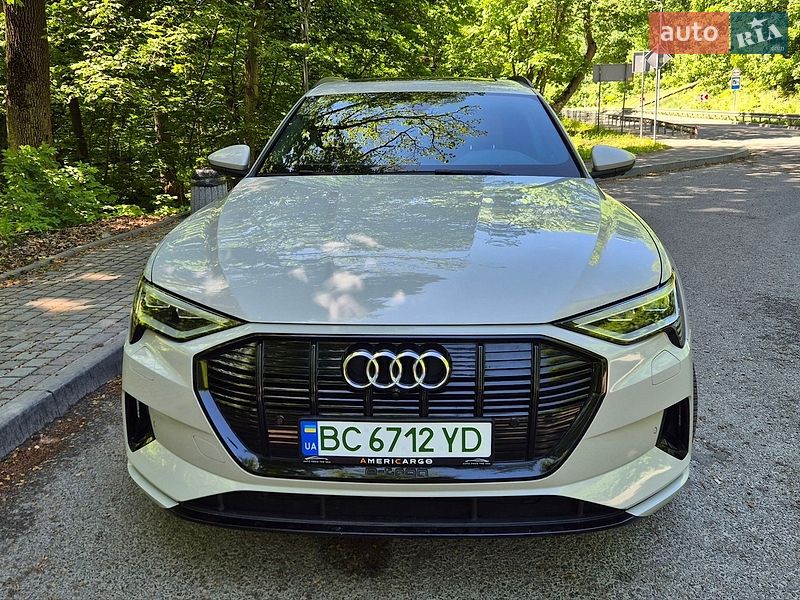 Внедорожник / Кроссовер Audi e-tron 2022 в Львове