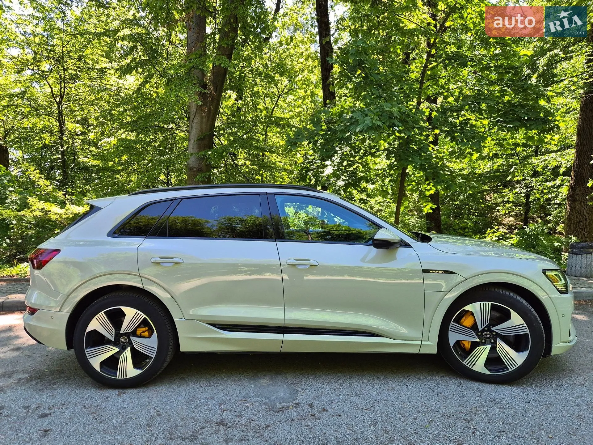 2022 Audi e-tron - мініатюра 7