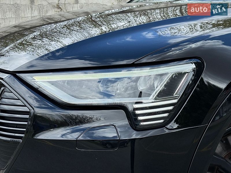 Внедорожник / Кроссовер Audi e-tron 2020 в Ровно