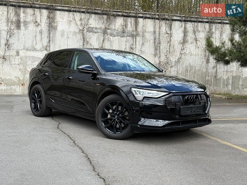 Внедорожник / Кроссовер Audi e-tron 2020 в Ровно