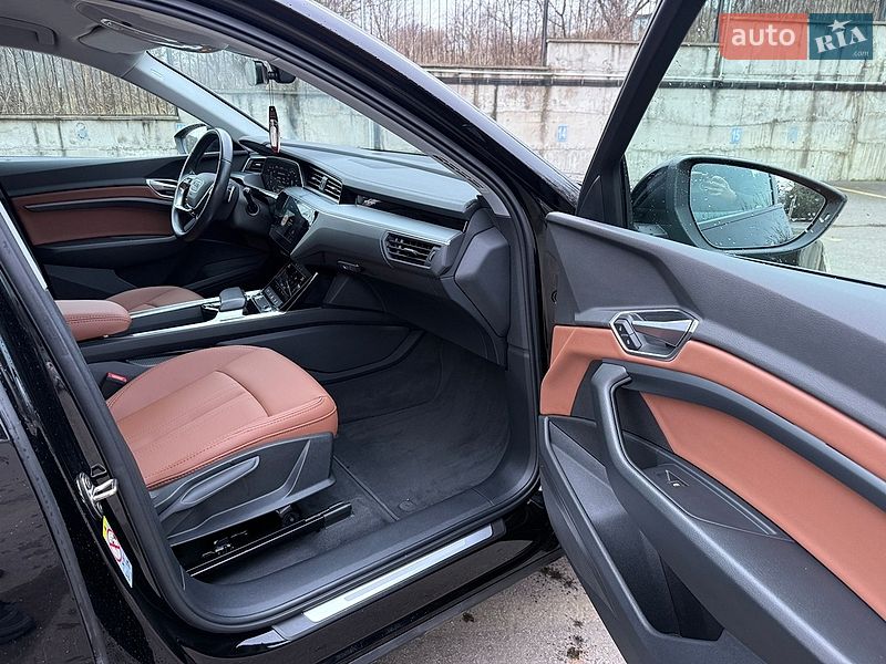 Внедорожник / Кроссовер Audi e-tron 2020 в Ровно