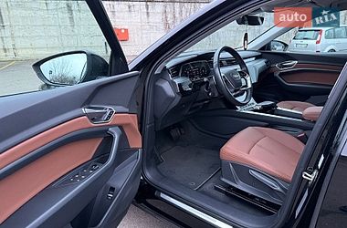 Внедорожник / Кроссовер Audi e-tron 2020 в Ровно
