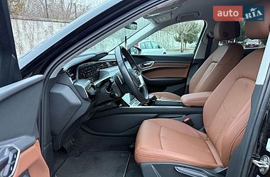 Внедорожник / Кроссовер Audi e-tron 2020 в Ровно