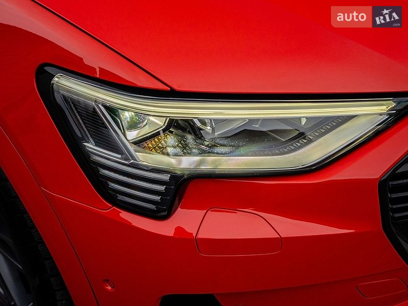 Позашляховик / Кросовер Audi e-tron 2021 в Луцьку