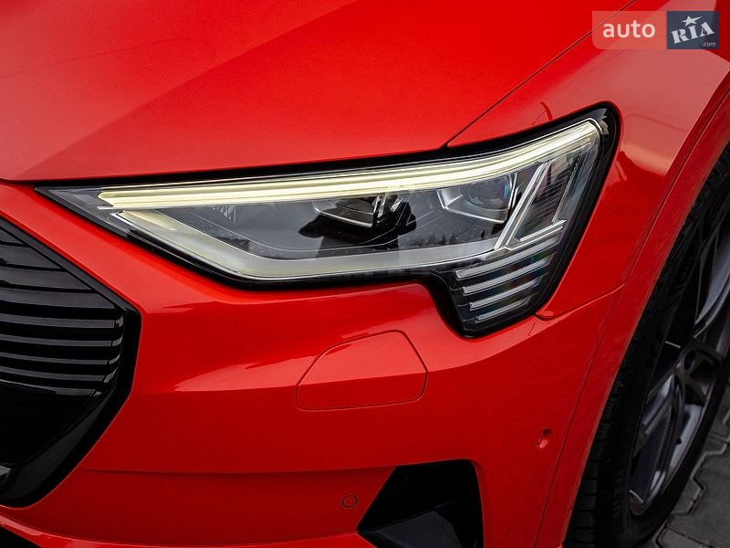 Внедорожник / Кроссовер Audi e-tron 2021 в Луцке