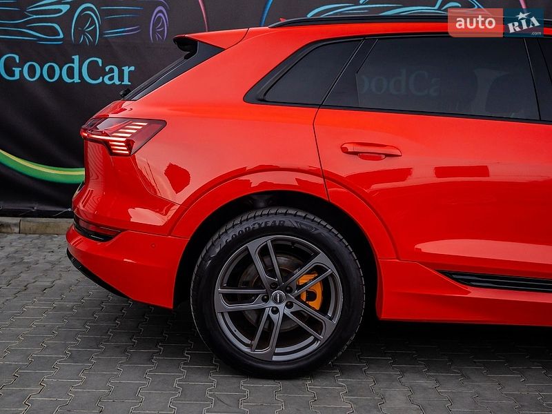 Внедорожник / Кроссовер Audi e-tron 2021 в Луцке