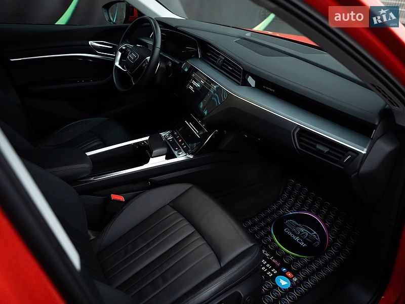 Внедорожник / Кроссовер Audi e-tron 2021 в Луцке