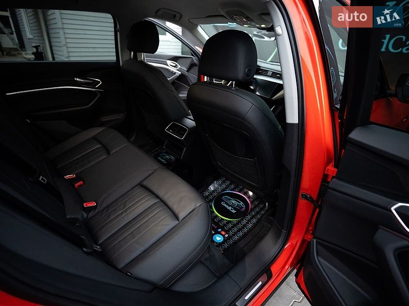 Внедорожник / Кроссовер Audi e-tron 2021 в Луцке